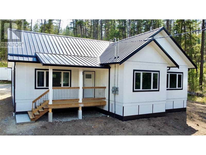 Custom Home — Back Exterior